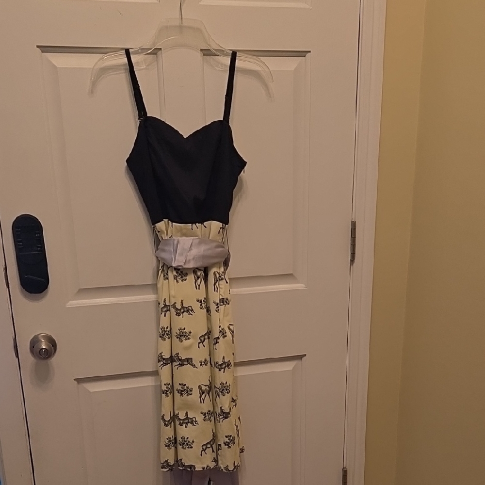 Anthropologie Black and Cream Midi Dress - Picture 2 of 6